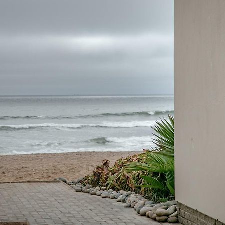 Blue Pearl - Situated Right On The Beach Swakopmund Kültér fotó