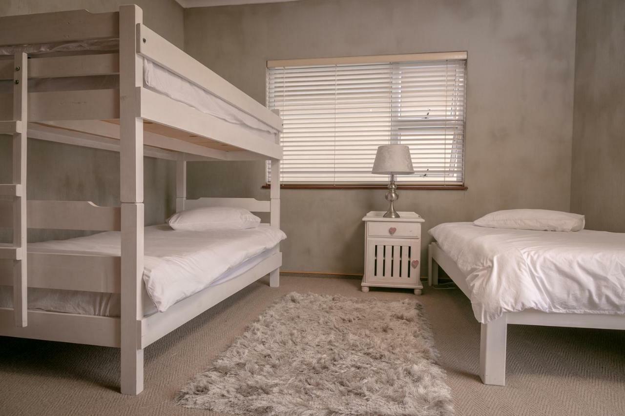 Blue Pearl - Situated Right On The Beach Swakopmund Kültér fotó